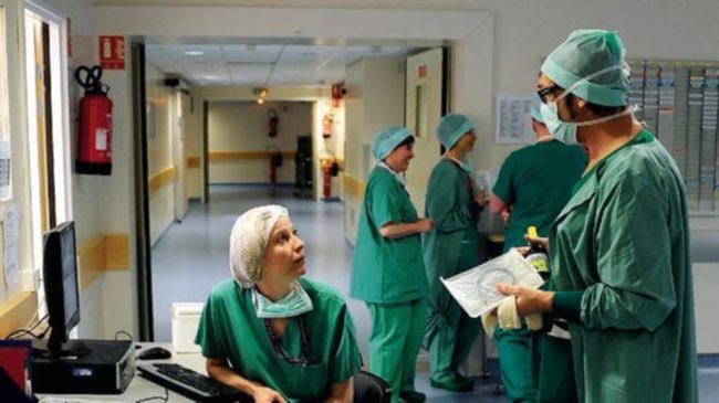 Coronavirus : les pronostics vitaux engagés