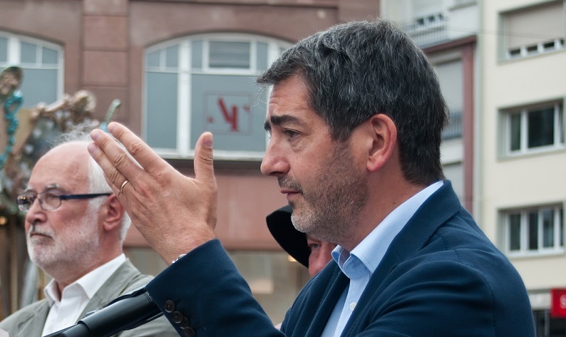 Covid-19 : le président de la région a "la certitude que nous allons vers un confinement"