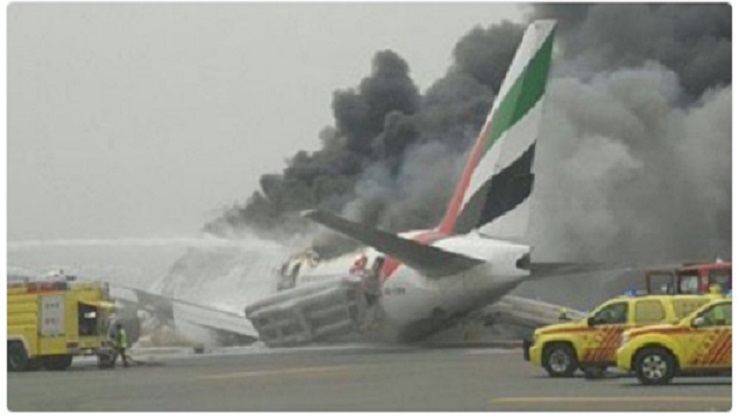 Dubaï : l'accident d'un Boeing à l'atterissage provoque la fermeture de l'aéroport
