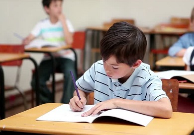 Education : la Marseillaise sera apprise plus tôt à l'école