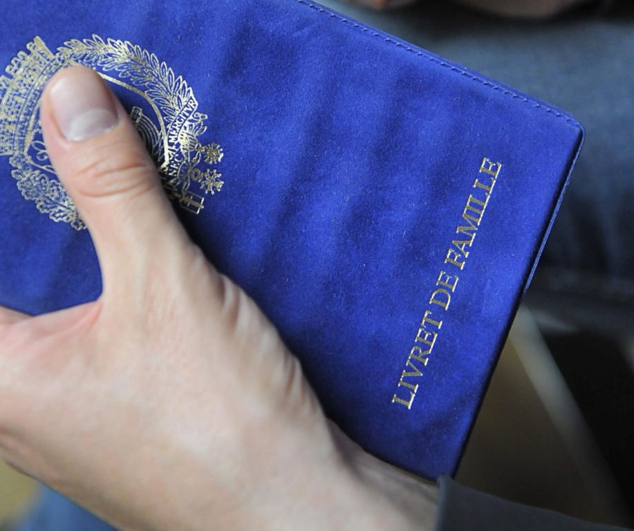 Elle se retrouve mariée à son beau-frère