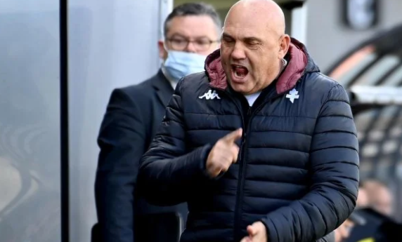 FC Metz : 10 matchs de suspension pour Frédéric Antonetti