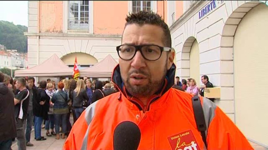 L'état d'urgence sociale décrété par les syndicats à la mairie de Longwy