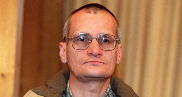 La défense de Francis Heaulme demande l’acquittement, lui se dédouane : du classique !