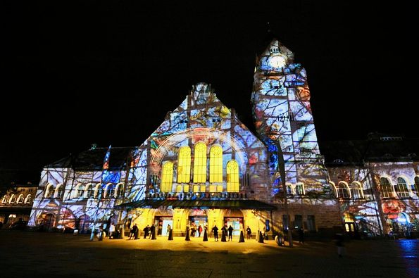 La gare de Metz illuminée pour les fêtes de fin d'année