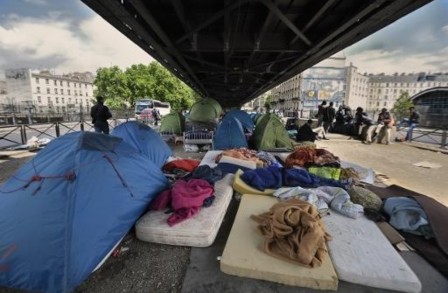 La mairie de Paris envisage la création d’un centre d’accueil pour les migrants
