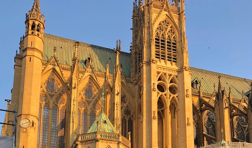 La "plus belle cathédrale de France ", se trouve t-elle à Metz  ?