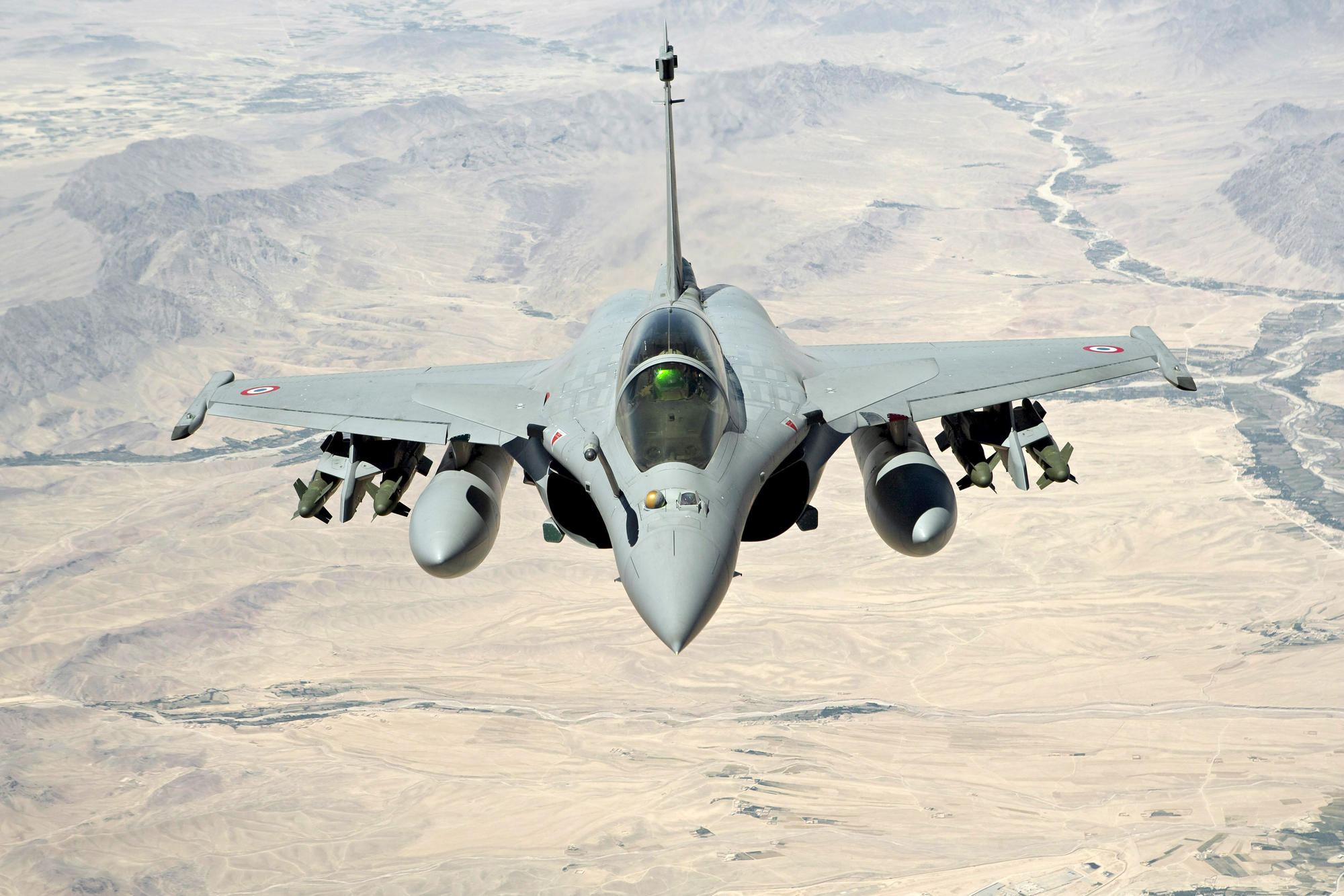 La signature pour la vente des "Rafale" au Qatar est officielle