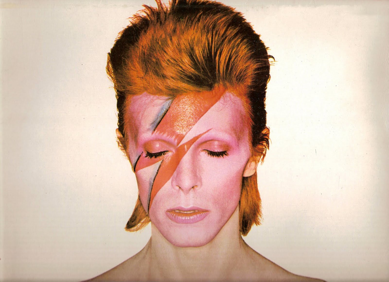 Le chanteur David Bowie est mort