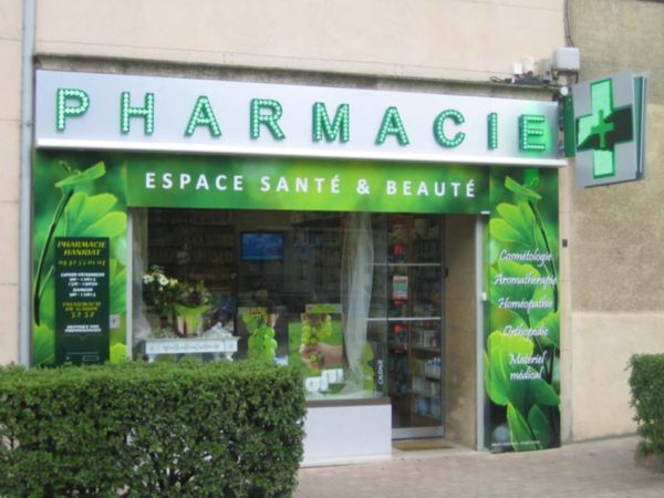 Les pharmaciens veulent défendre leur monopole sur la vente des médicaments