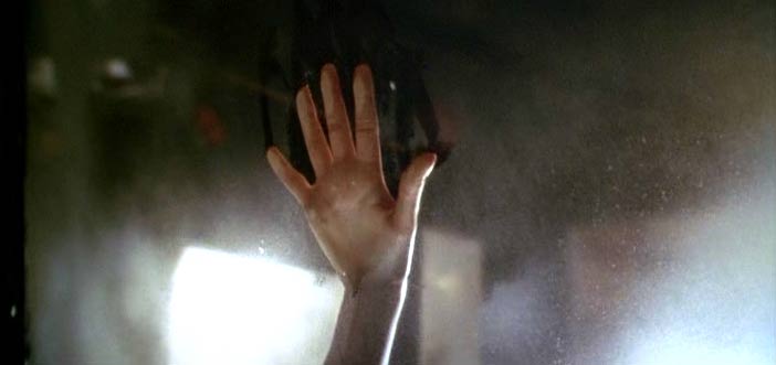 Leur relation sexuelle à trois vire à la catastrophe