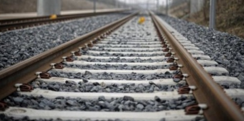 Luxembourg : une passerelle tombe sur les rails