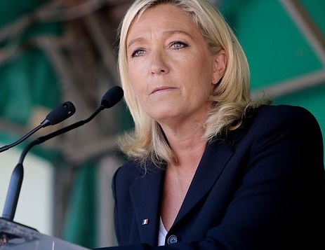 Marine Le Pen ne veut pas de son père à l'unversité d'été du FN