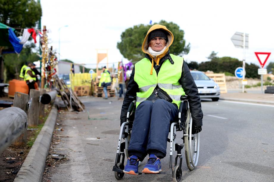 Metz : mobilisation des gilets jaunes ce matin en faveur de leurs compagnons handicapés