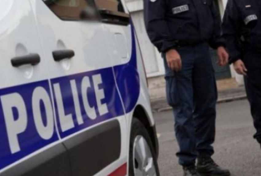 Metz : un étudiant braqué avec une arme pour de l'argent et son portable