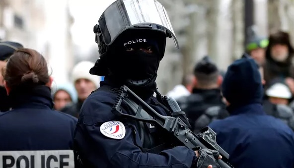 Nancy : des coups de feu tirés place de la Carrière