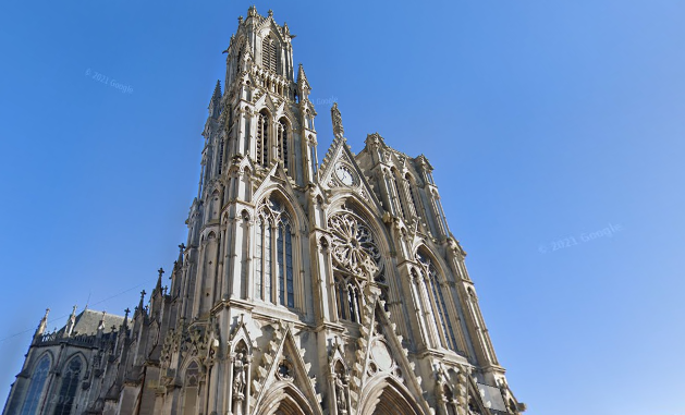Nancy : enfermé dans une église, il boit le vin et fini avec 3g d'alcool 
