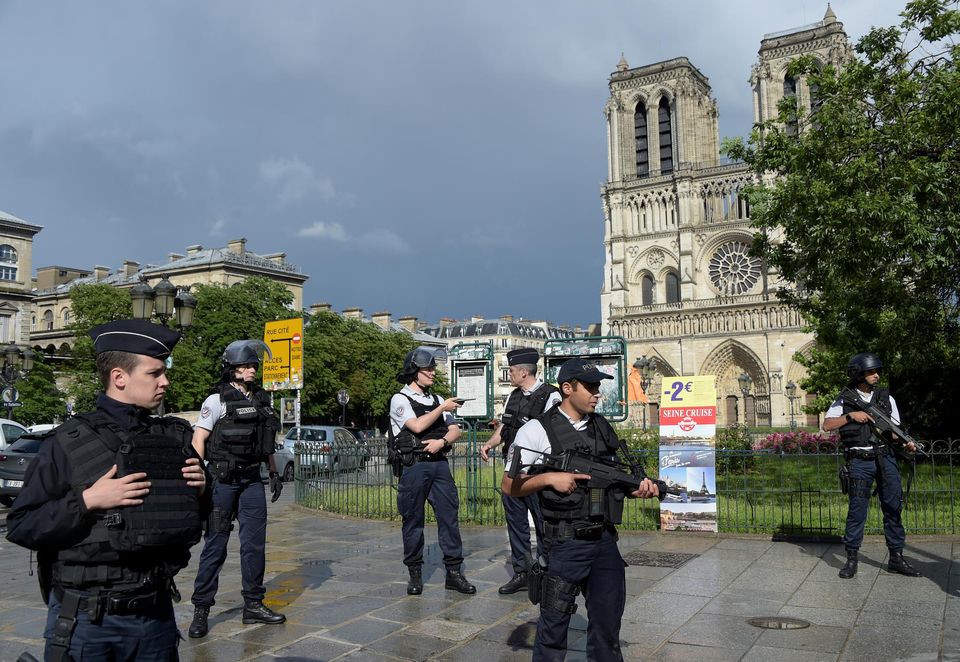 Notre-Dame de Paris : l'auteur de l'attaque était en Doctorat à l'Université de Metz