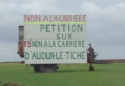 Nouvelle manifestation des opposants à la carrière d'Audun le Tiche 