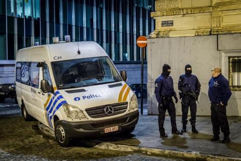 Opération policière en Belgique : 80 personnes évacuées