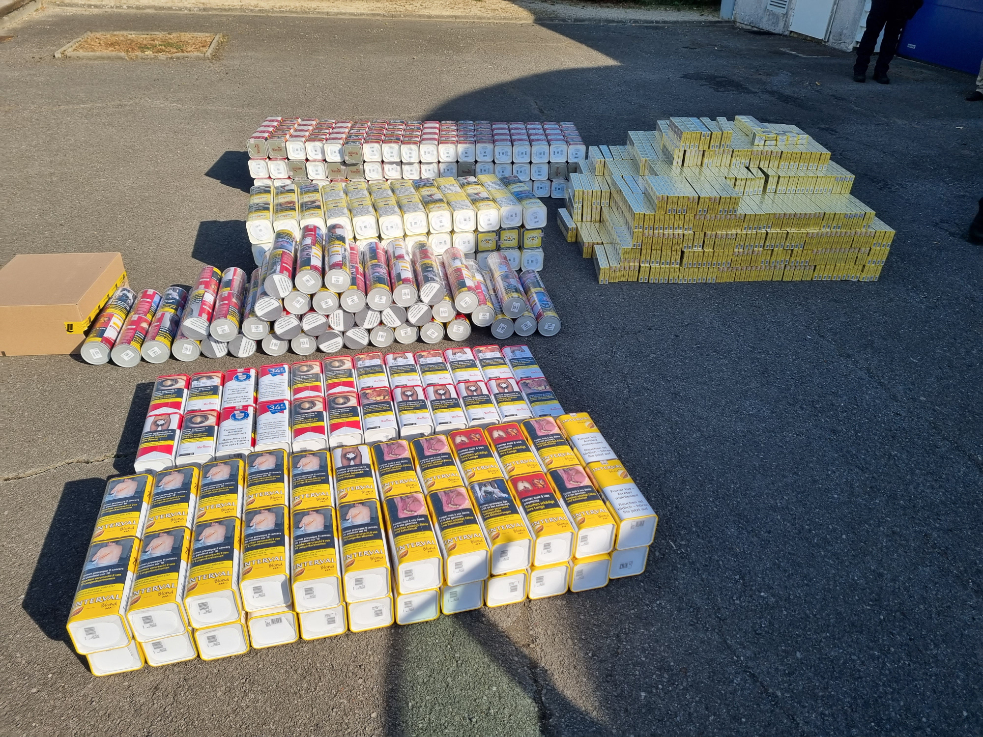 Pays-Haut : les gendarmes mettent la main sur des kg de cigarettes de contrebande