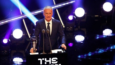 Regardez : Didier Deschamps entraîneur de l'année FIFA !