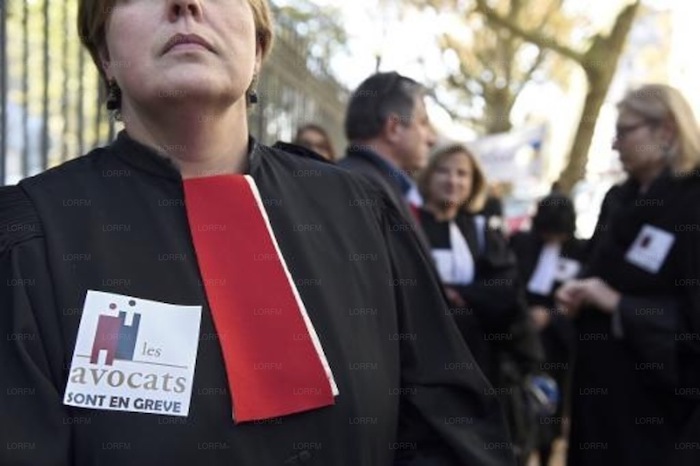 Thionville : les avocats bloquent les accès aux tribunaux
