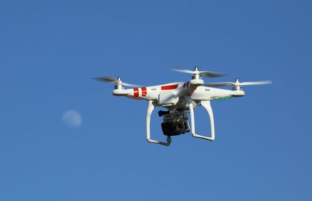 Un drone a survolé l'Elysée
