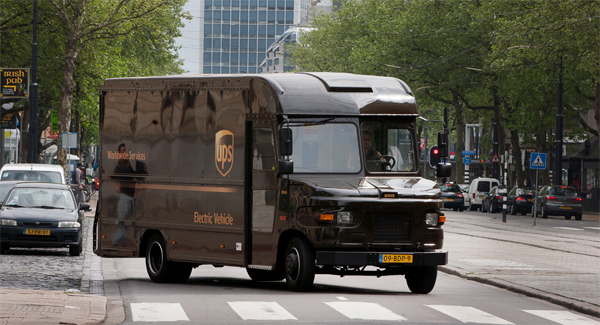 UPS évite les virages à gauche pour gagner du temps