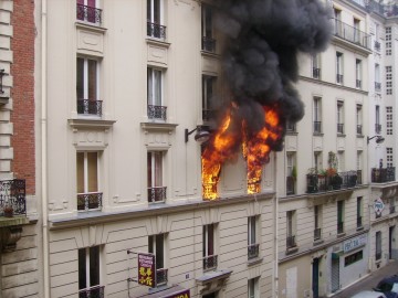 Verdun : un homme dans état grave après l'incendie de son appartement