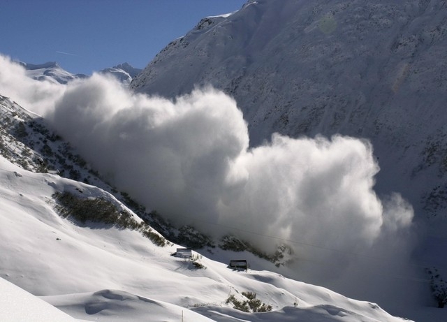 Vosges : un skieur retrouvé mort sous une coulée de neige