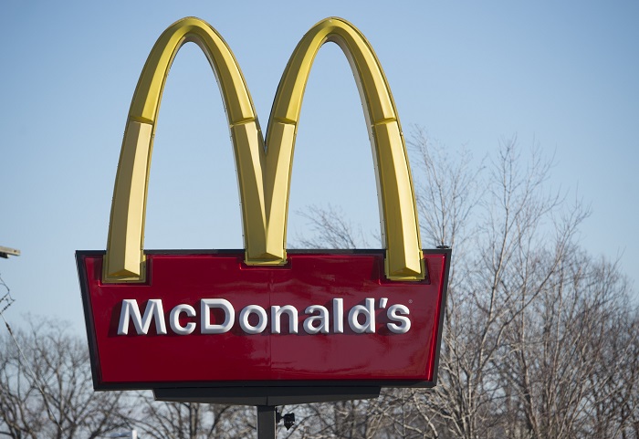Zone du Linkling : Le Mc Donald's prend feu